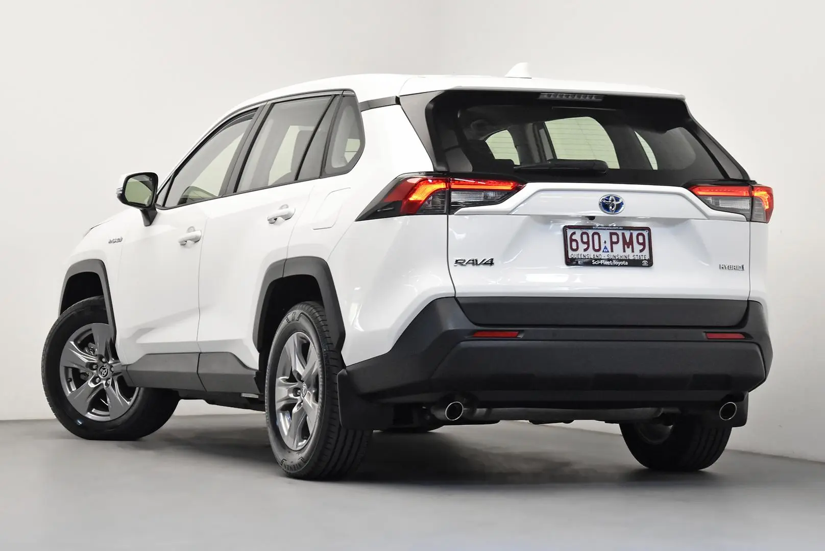 2024 Toyota RAV4 Gallery Image 5