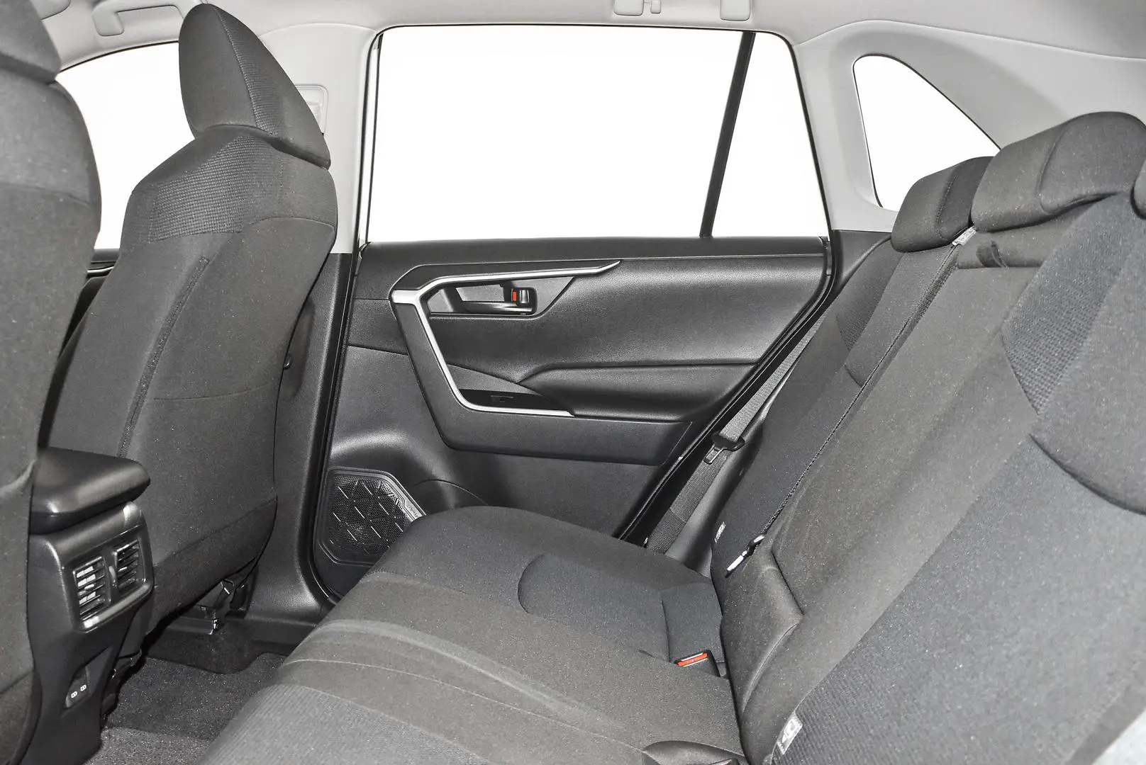 2024 Toyota RAV4 Gallery Image 19