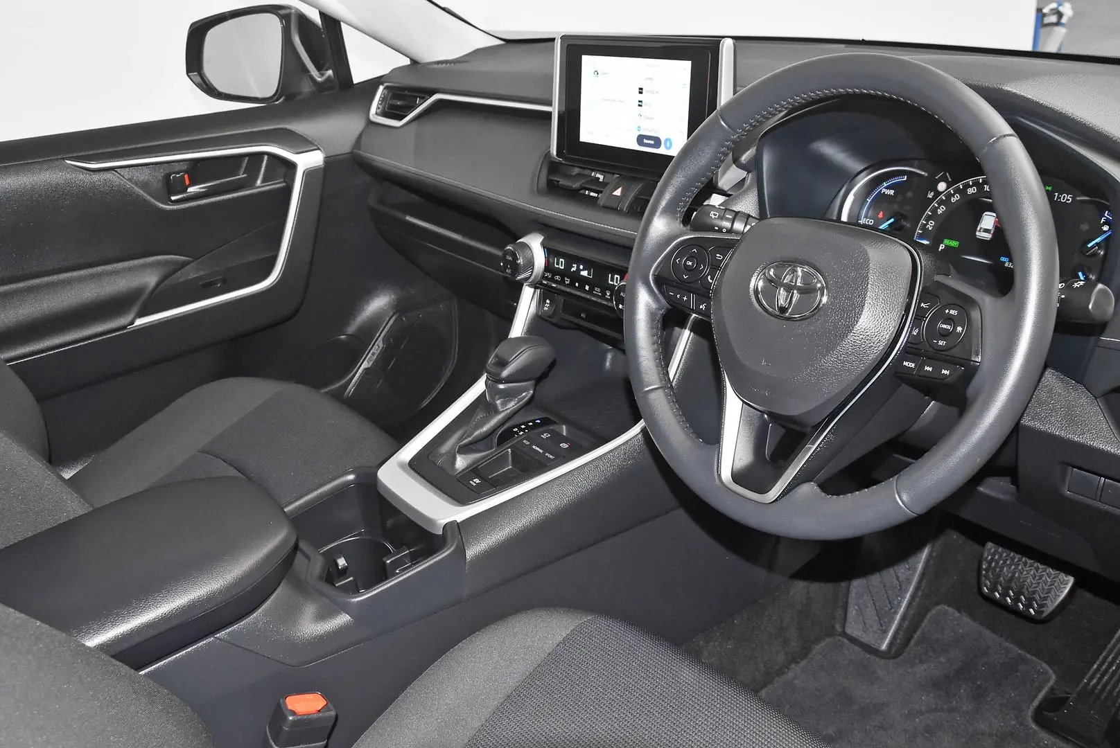 2024 Toyota RAV4 Gallery Image 9