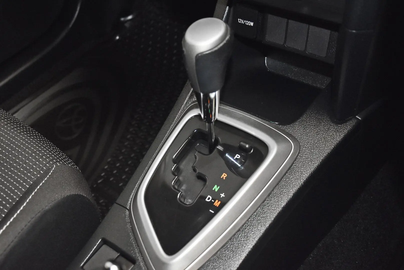 2013 Toyota Corolla Gallery Image 13