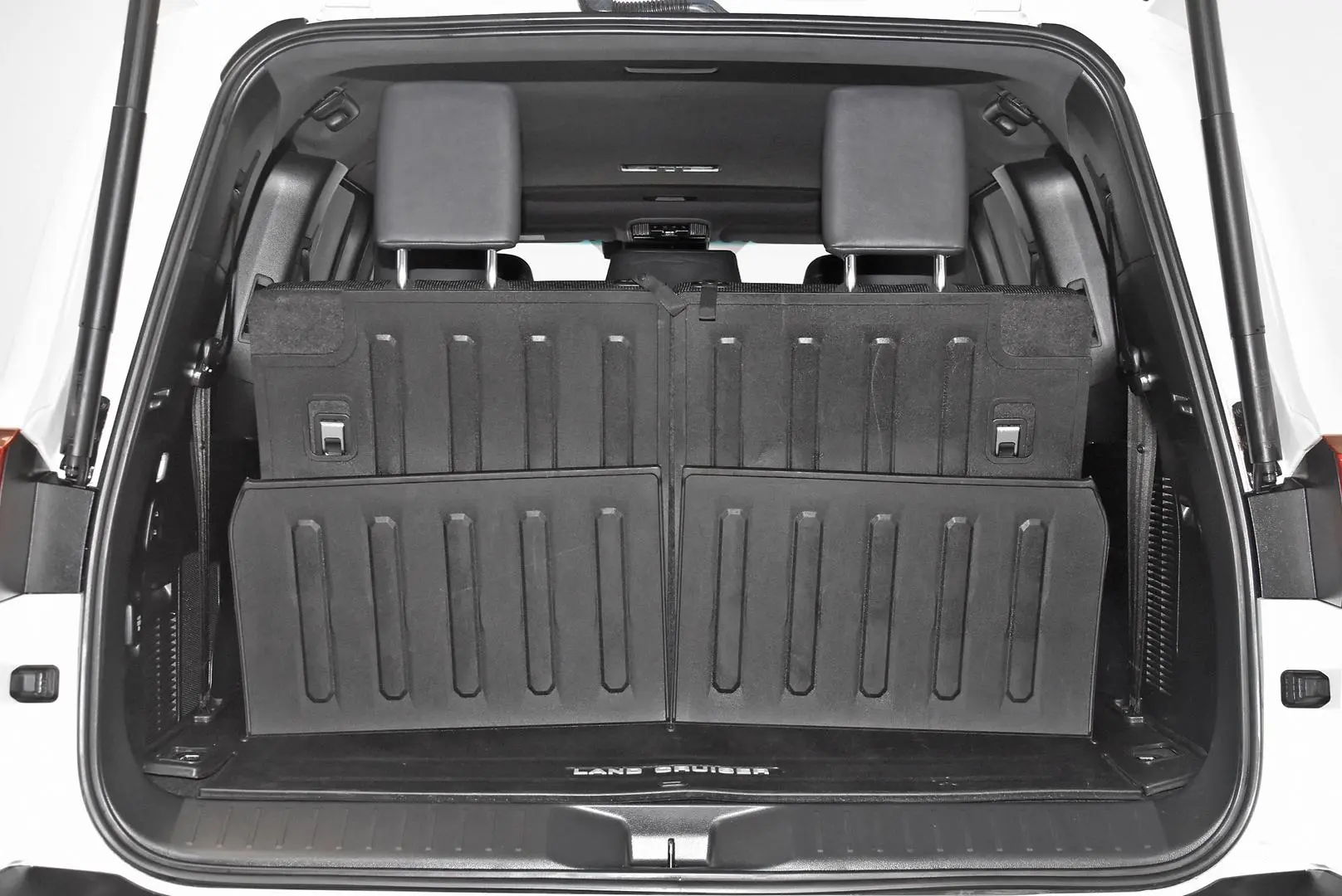 2023 Toyota Landcruiser Gallery Image 23