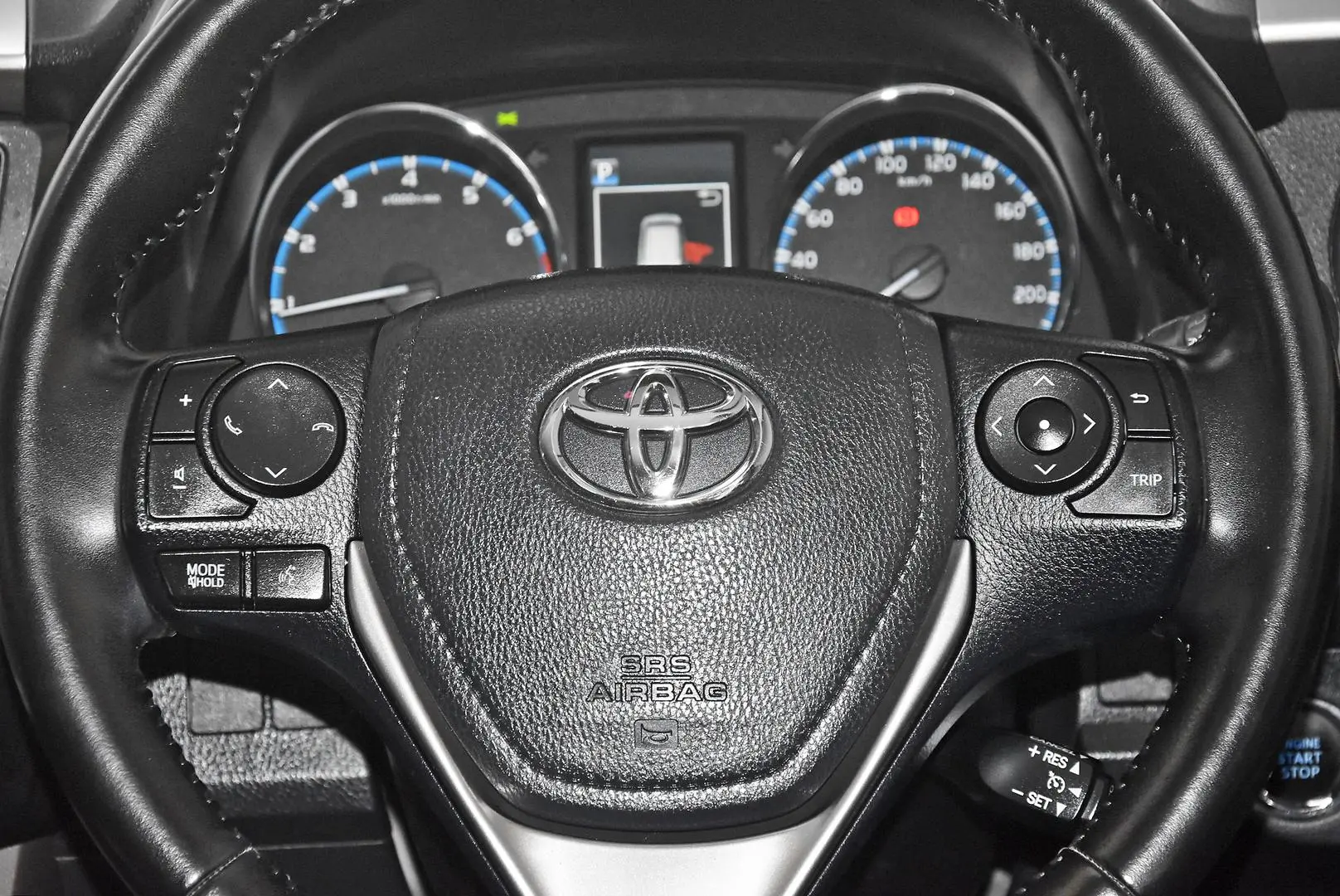 2017 Toyota RAV4 Gallery Image 15