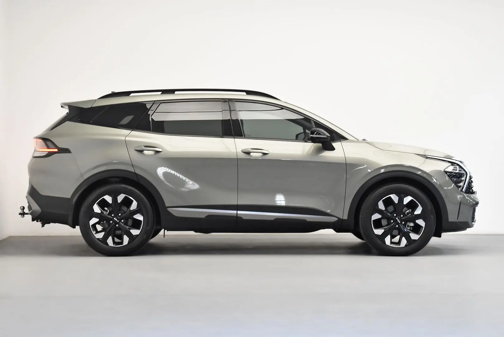 2024 Kia Sportage Gallery Image 3