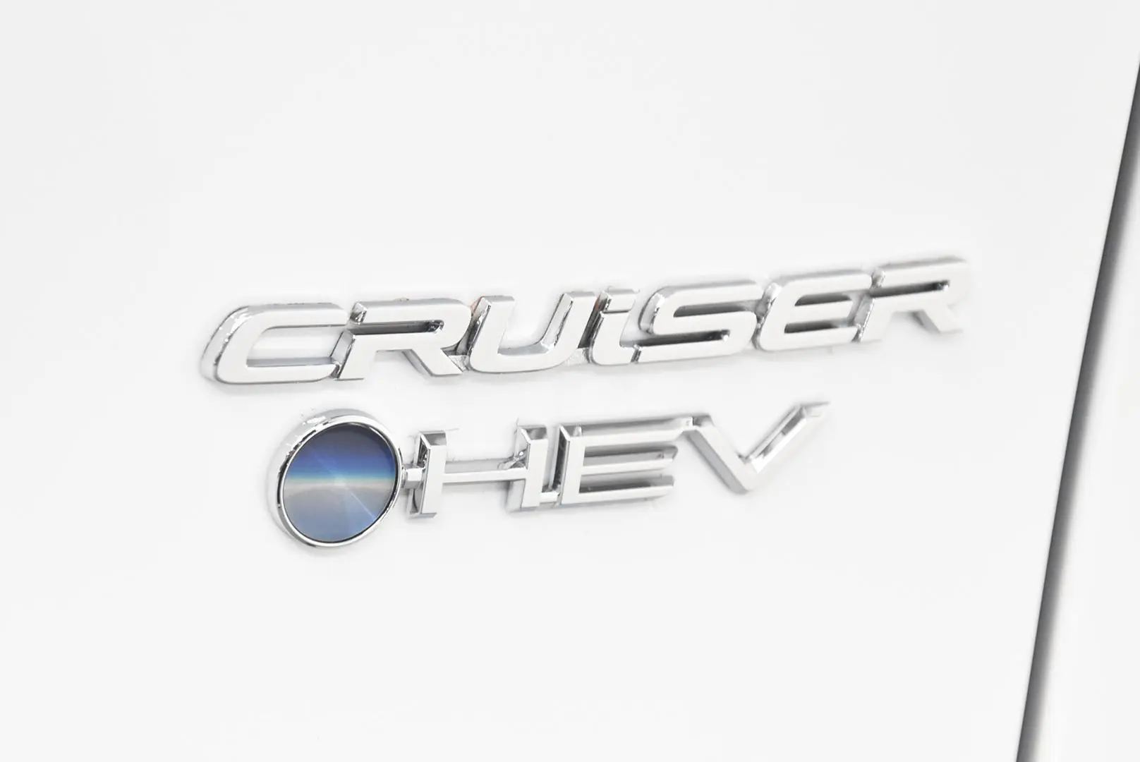 2025 Toyota RAV4 Gallery Image 8