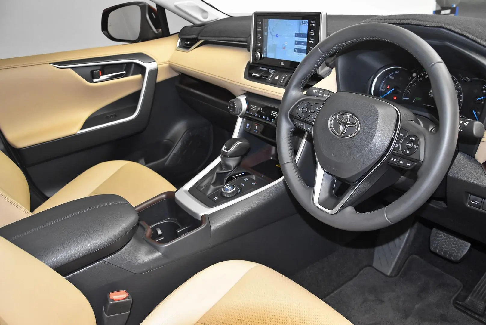 2022 Toyota RAV4 Gallery Image 9
