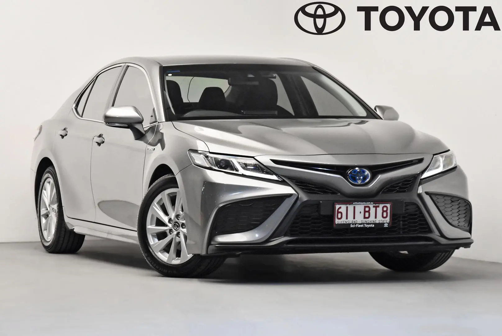 2021 Toyota Camry Gallery Image 1