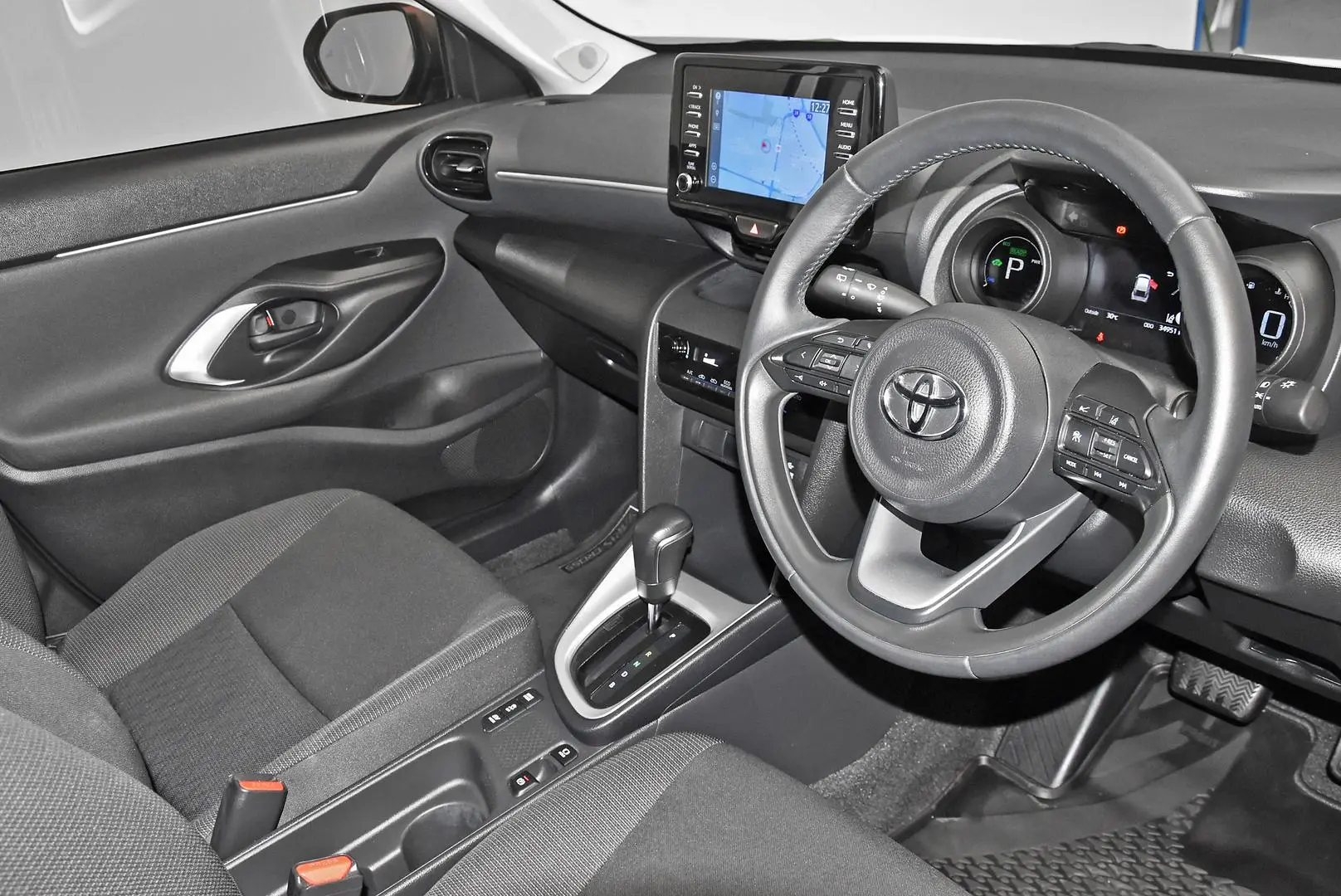 2021 Toyota Yaris Cross Gallery Image 9