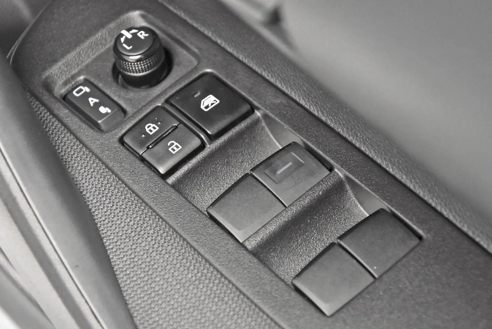 2024 Toyota Corolla Gallery Image 10