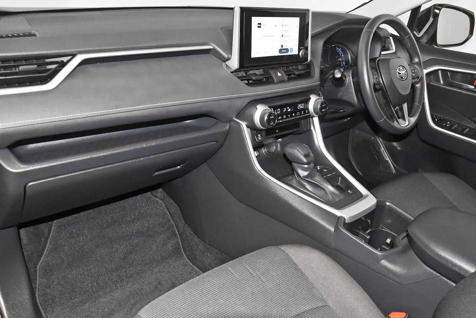 2024 Toyota RAV4 Gallery Image 17