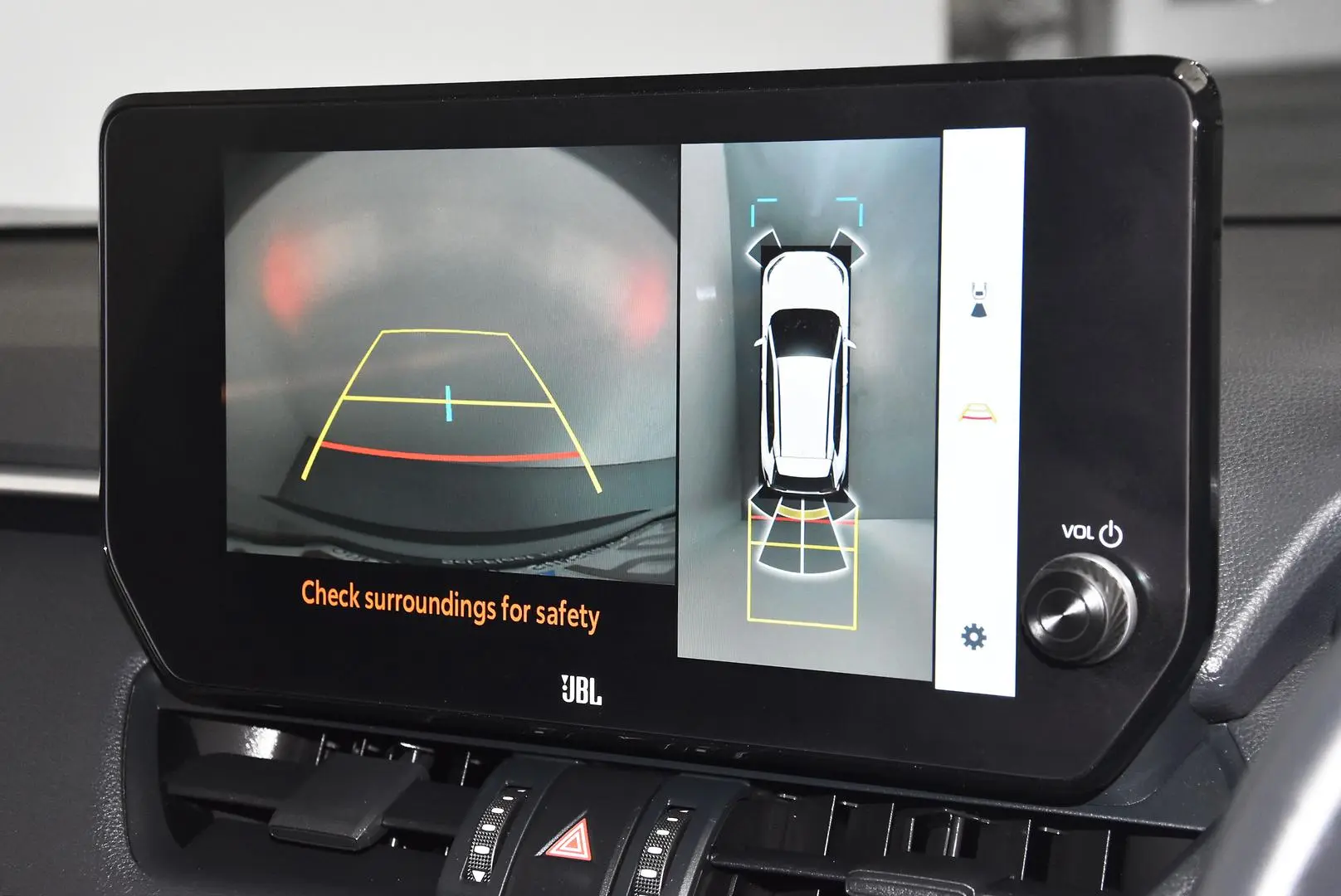 2024 Toyota RAV4 Gallery Image 13