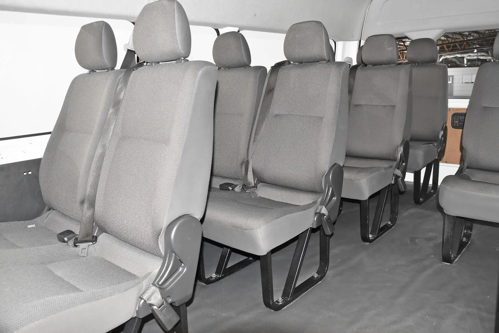 2017 Toyota Hiace Gallery Image 18