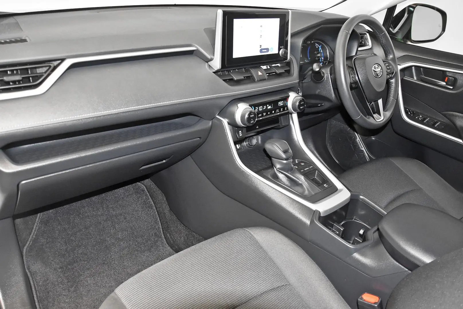 2024 Toyota RAV4 Gallery Image 17