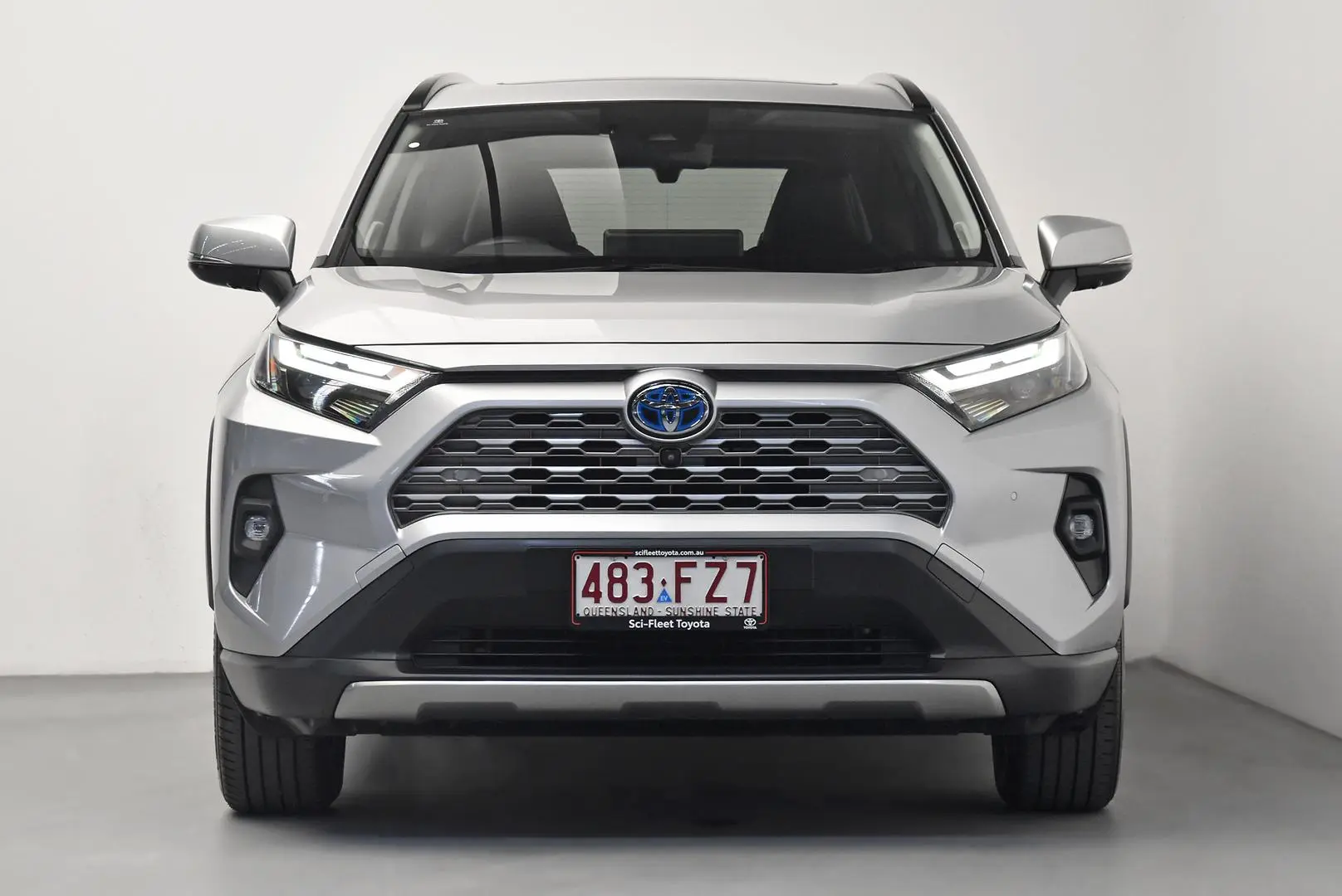 2022 Toyota RAV4 Gallery Image 2