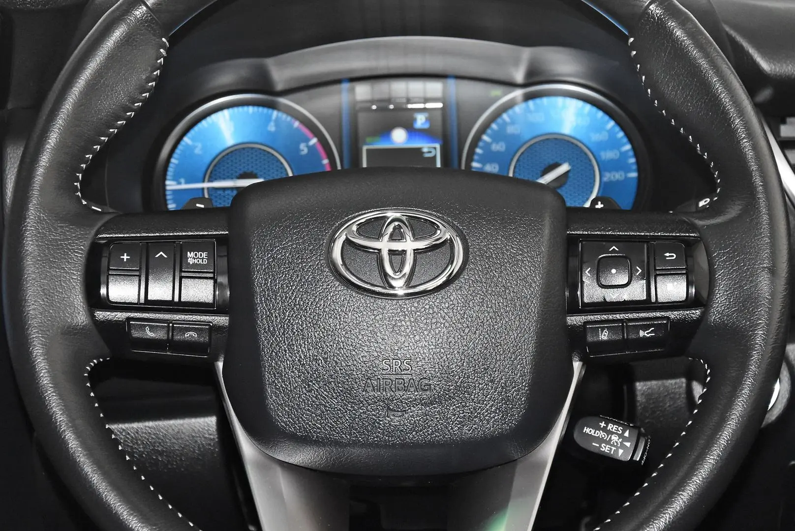 2024 Toyota Fortuner Gallery Image 14
