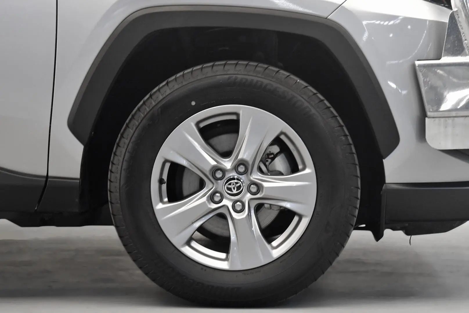 2024 Toyota RAV4 Gallery Image 23