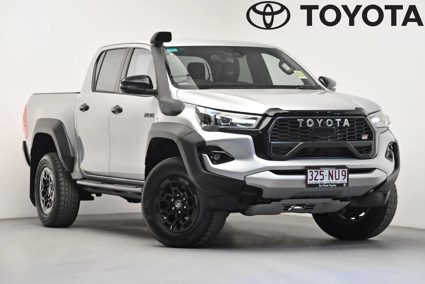 2024 Toyota Hilux Gallery Image 1