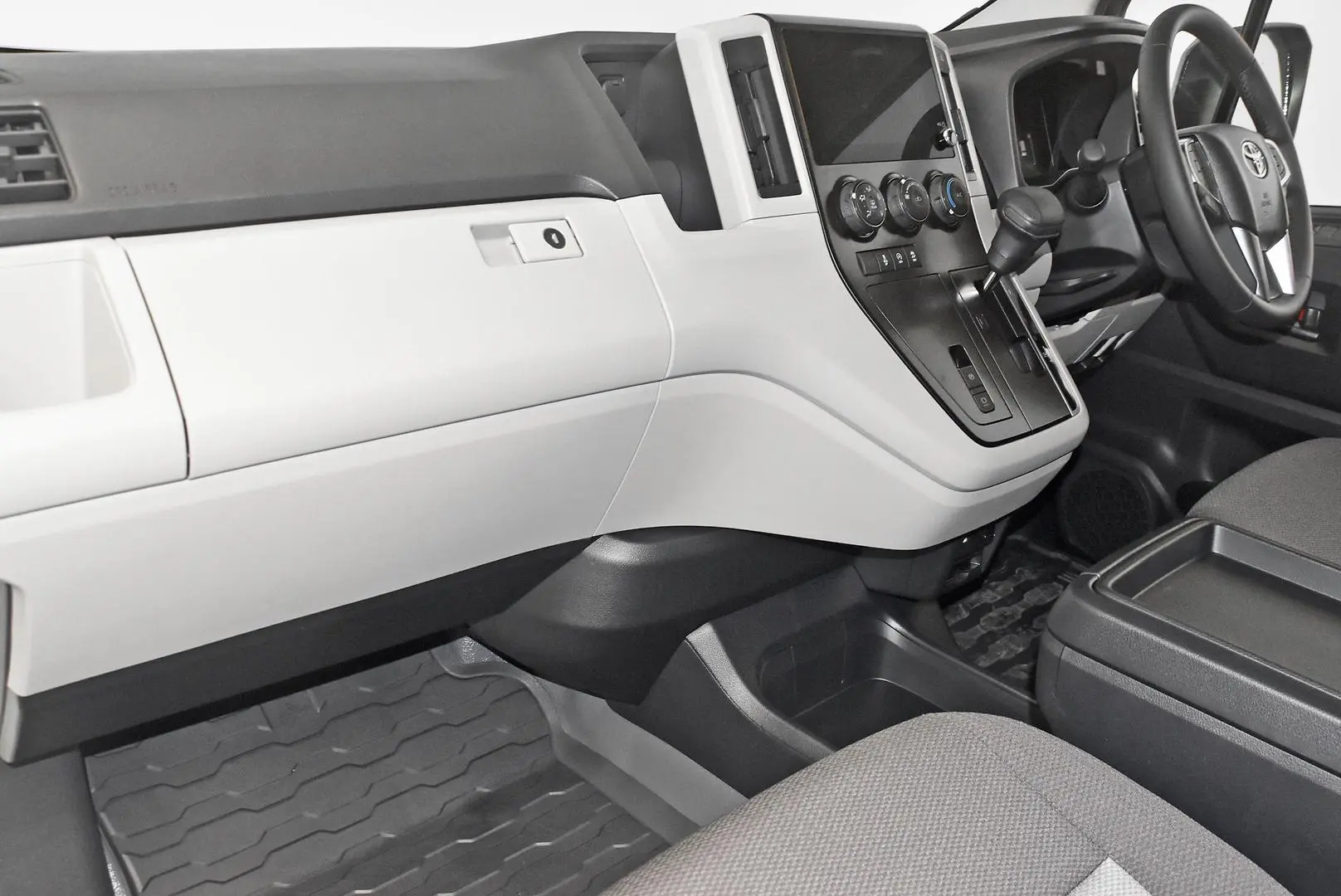 2025 Toyota Hiace Gallery Image 16