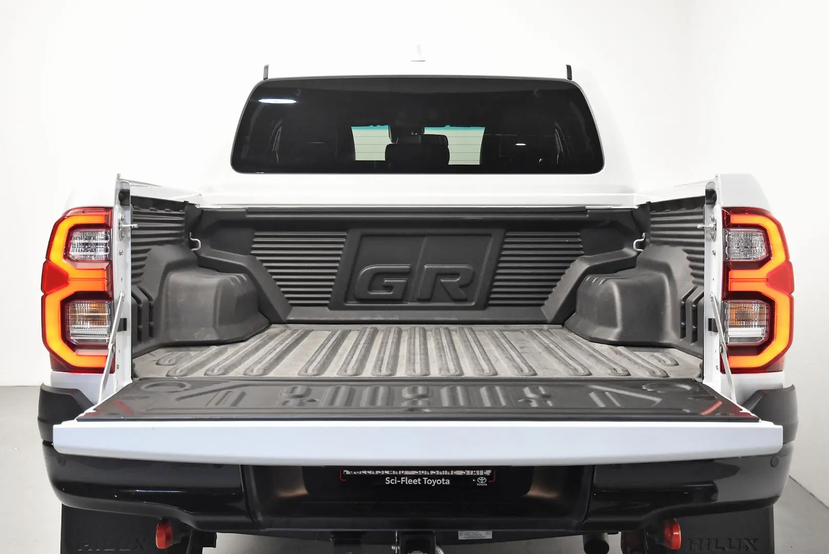 2023 Toyota Hilux Gallery Image 20