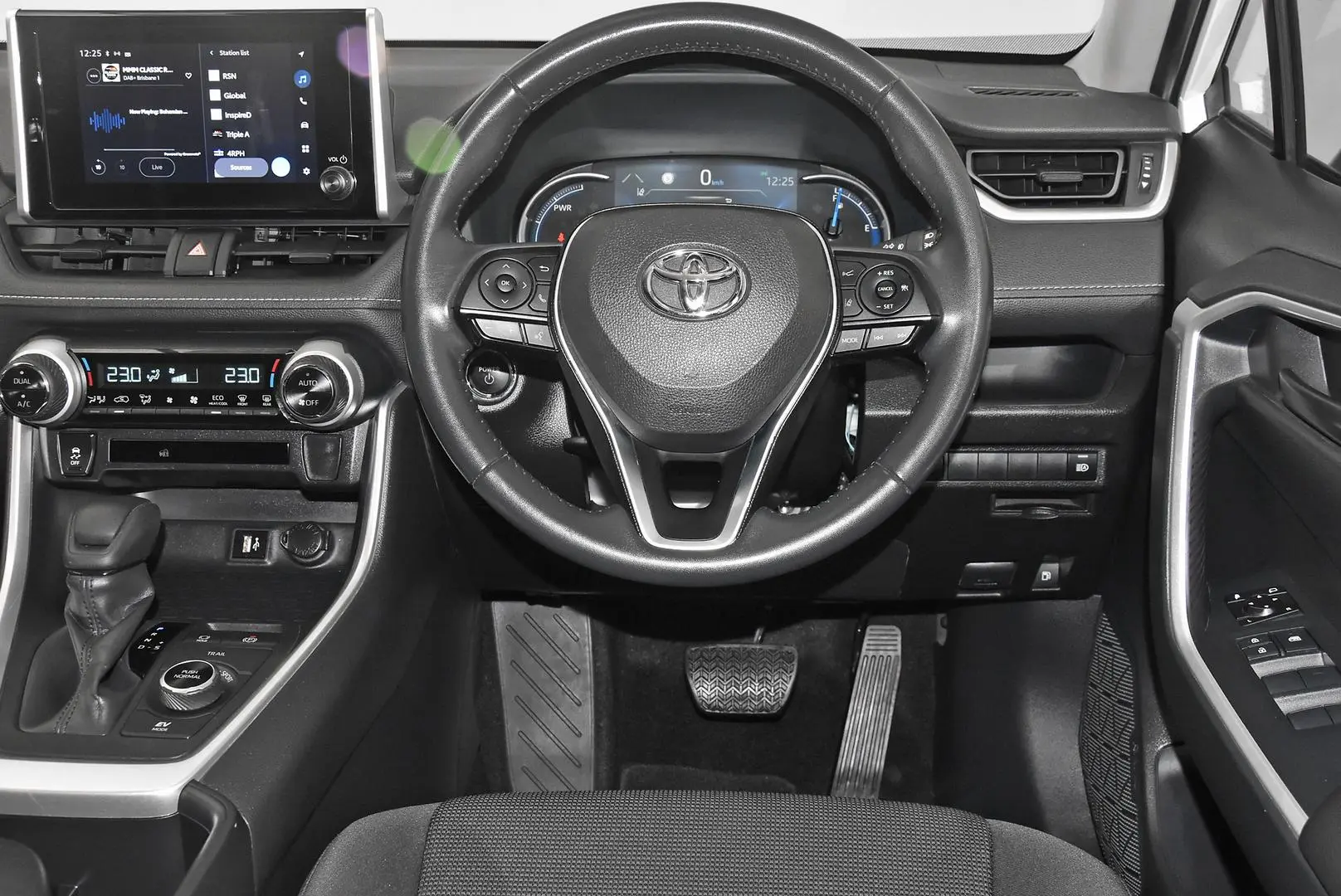 2024 Toyota RAV4 Gallery Image 15
