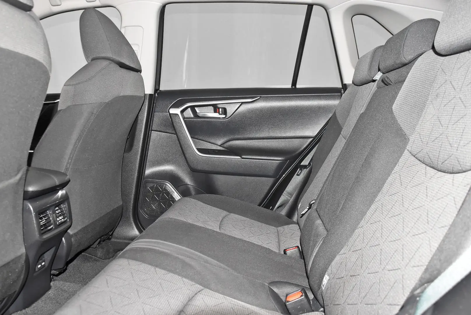 2023 Toyota RAV4 Gallery Image 19