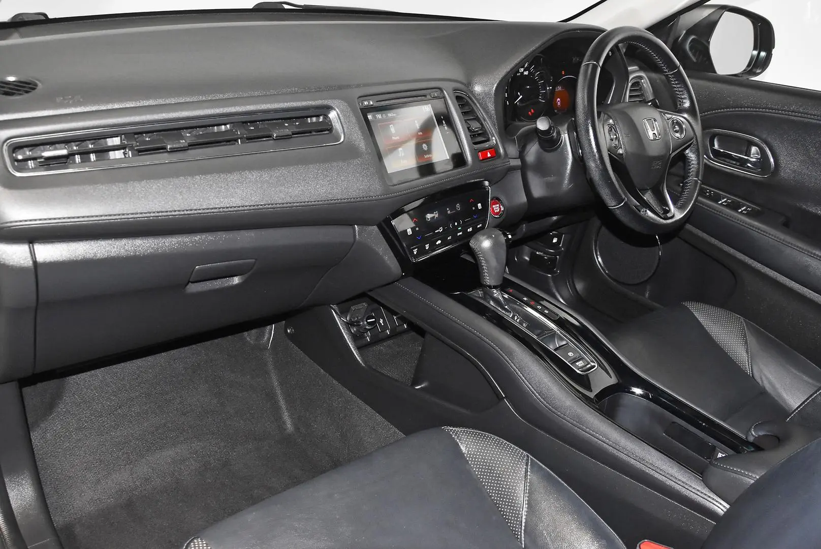 2016 Honda HR-V Gallery Image 16