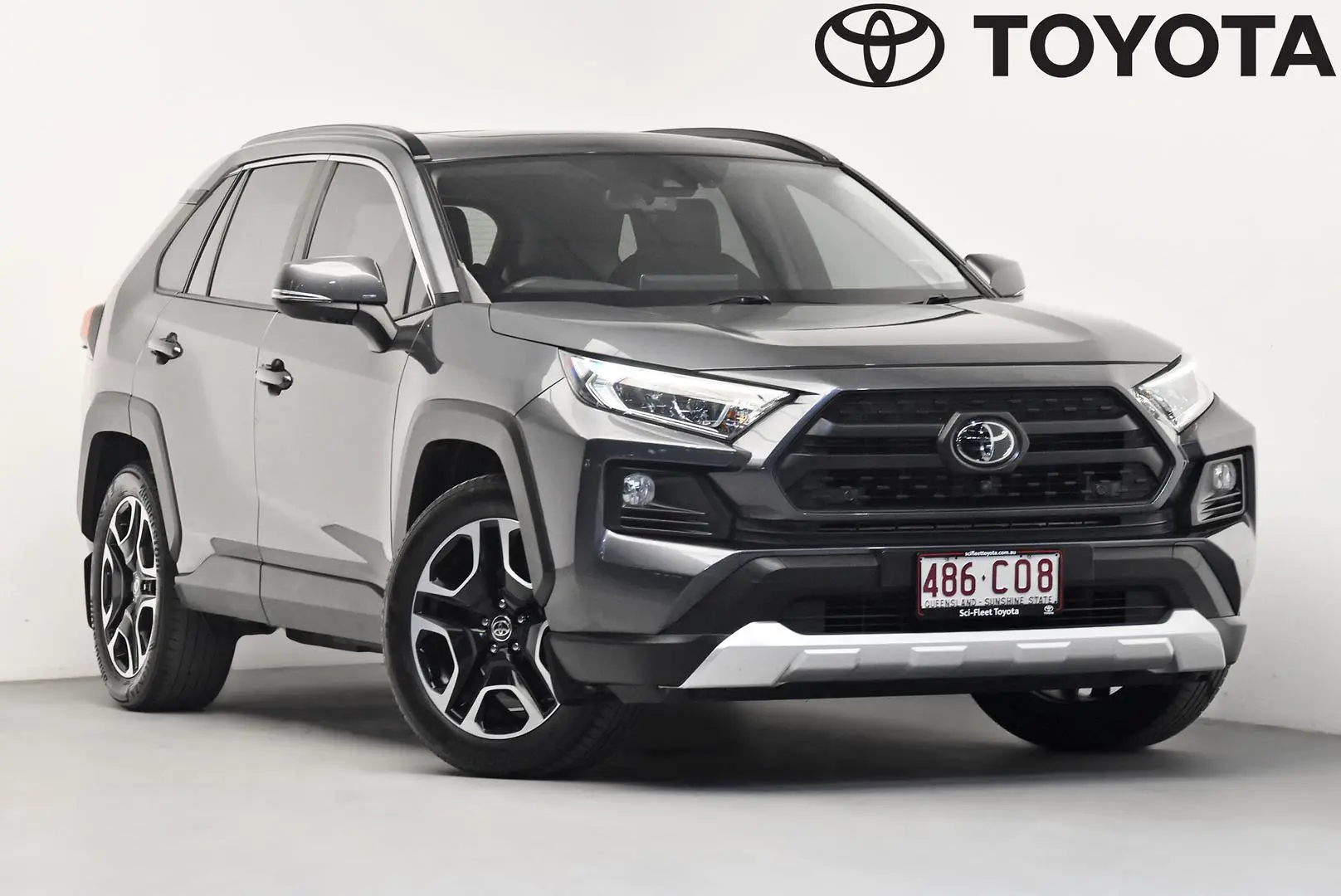 2021 Toyota RAV4 Gallery Image 1