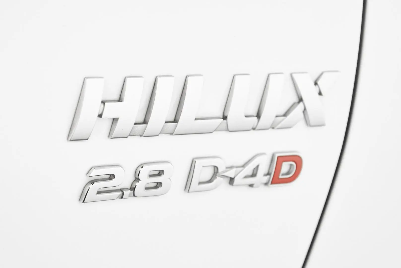 2024 Toyota Hilux Gallery Image 8