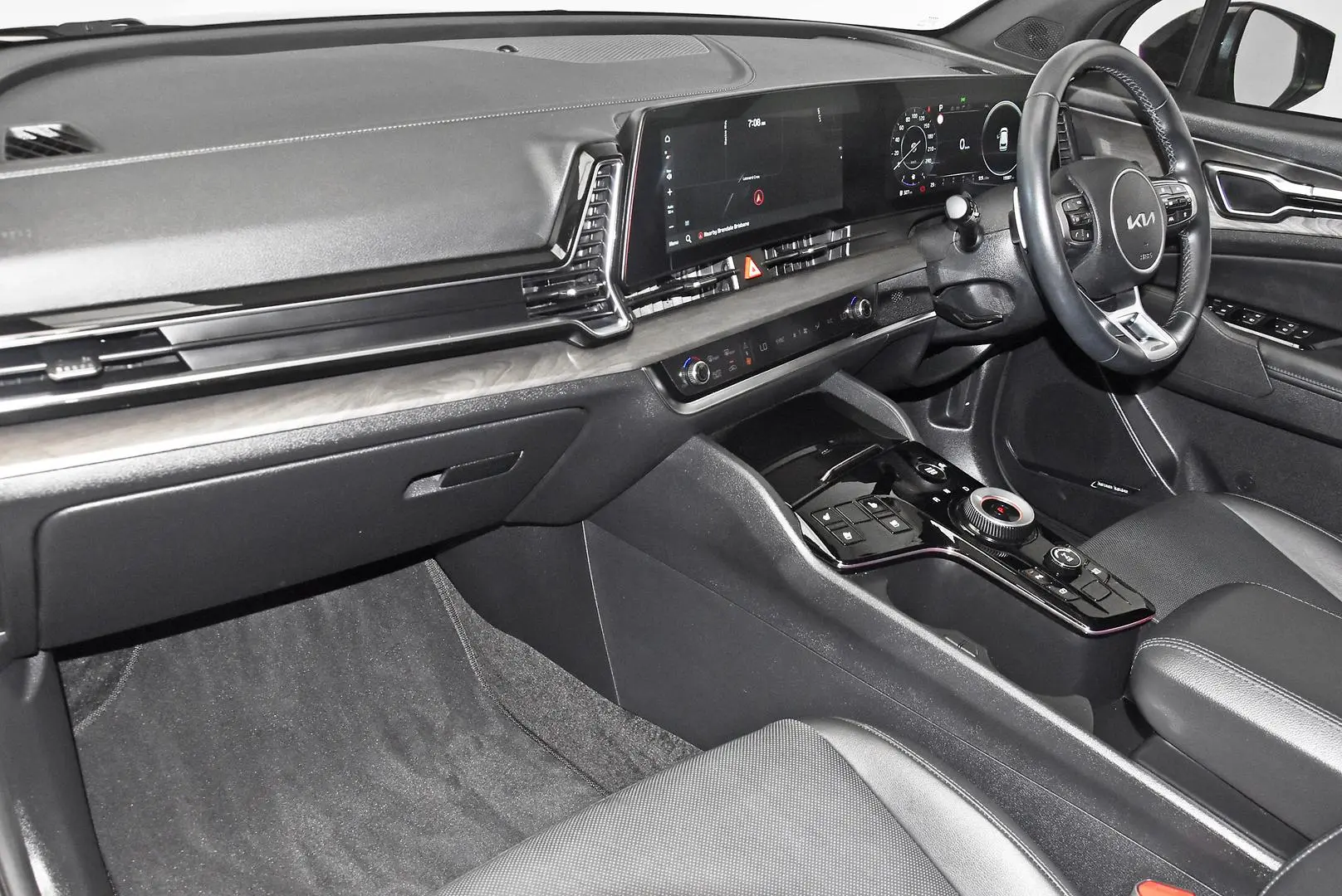 2023 Kia Sportage Gallery Image 17