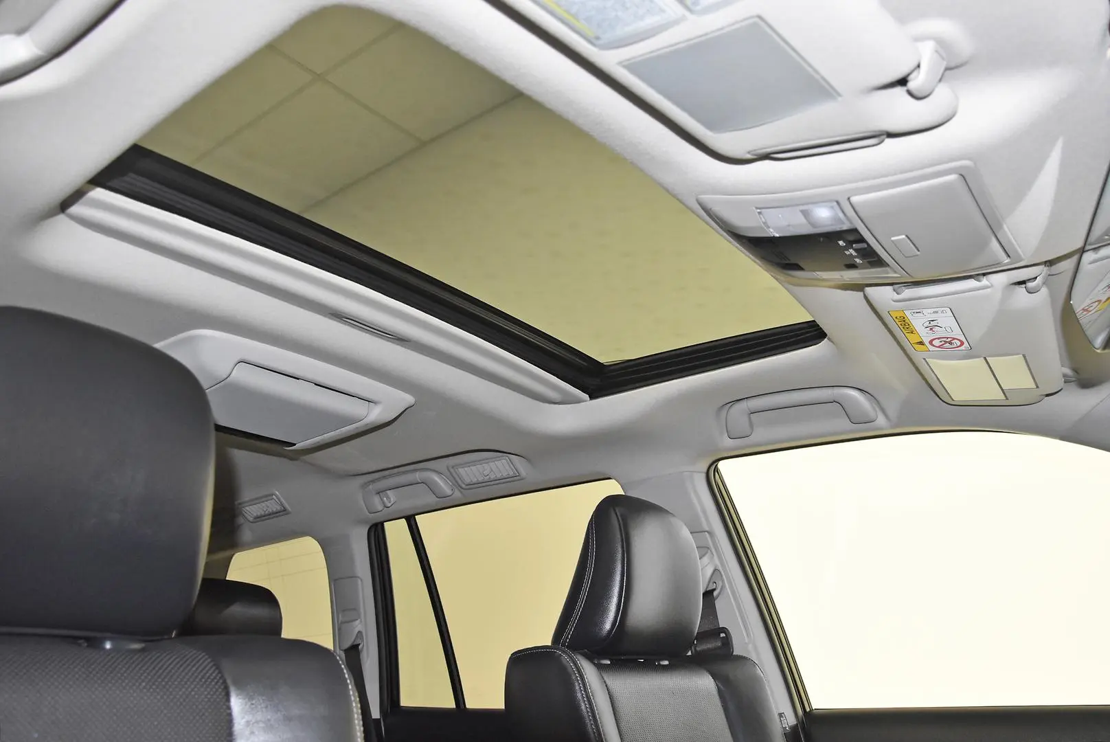 2023 Toyota Landcruiser Prado Gallery Image 21
