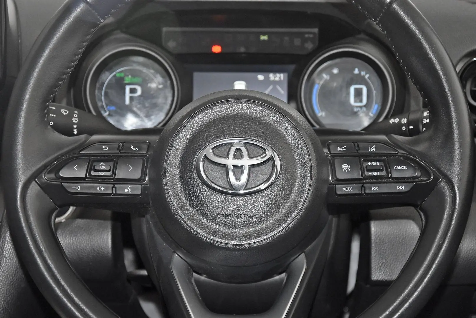 2023 Toyota Yaris Cross Gallery Image 16