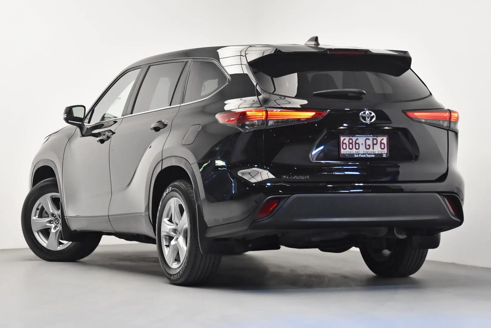 2022 Toyota Kluger Gallery Image 5