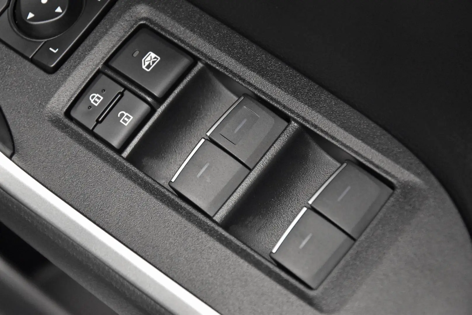 2024 Toyota RAV4 Gallery Image 10