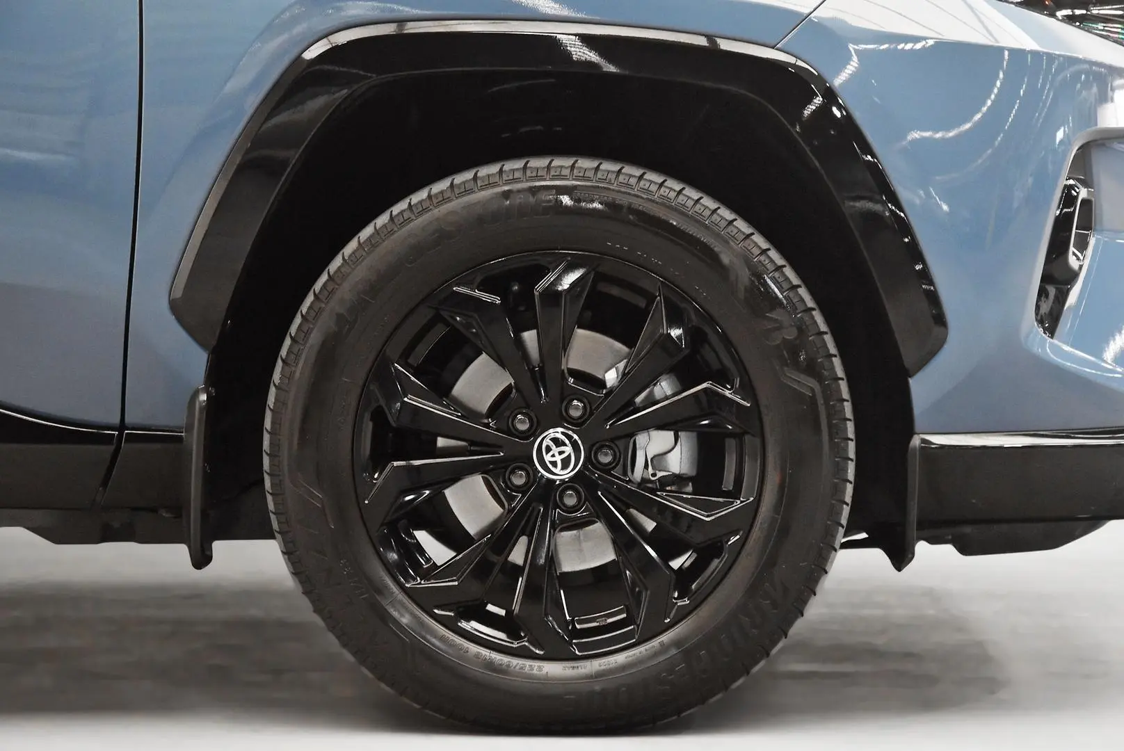 2022 Toyota RAV4 Gallery Image 24