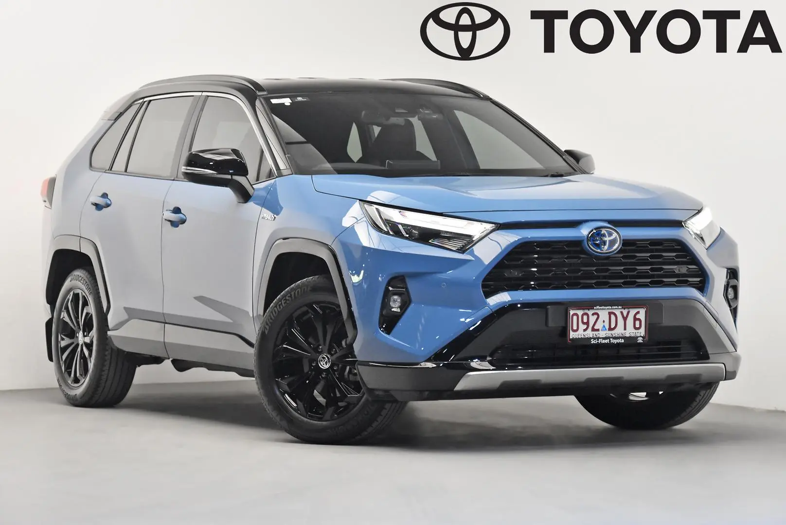 2022 Toyota RAV4 Gallery Image 1