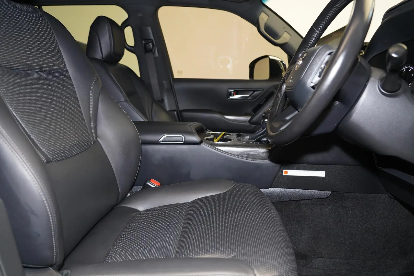 2024 Toyota Landcruiser Gallery Image 9