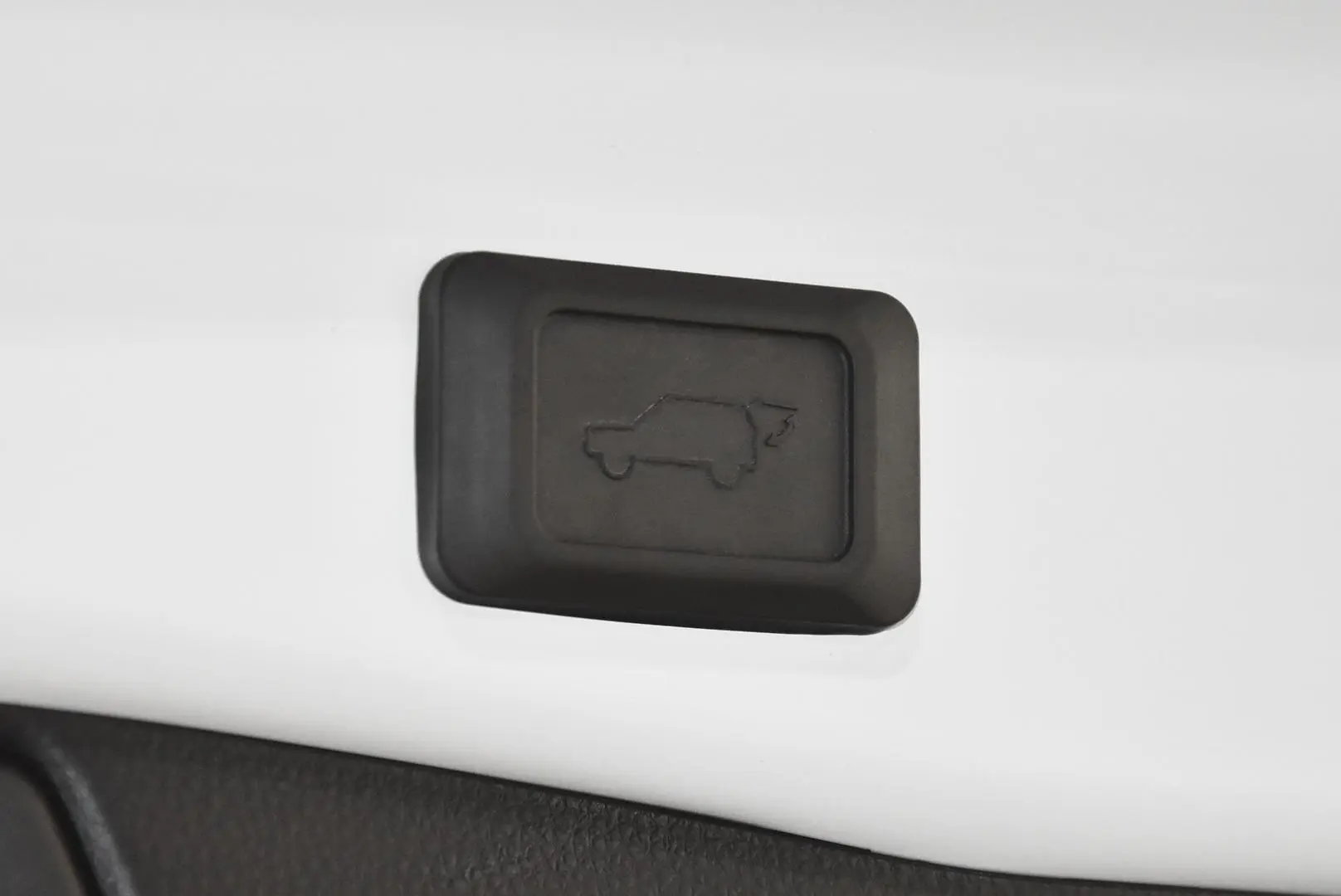 2024 Toyota RAV4 Gallery Image 23