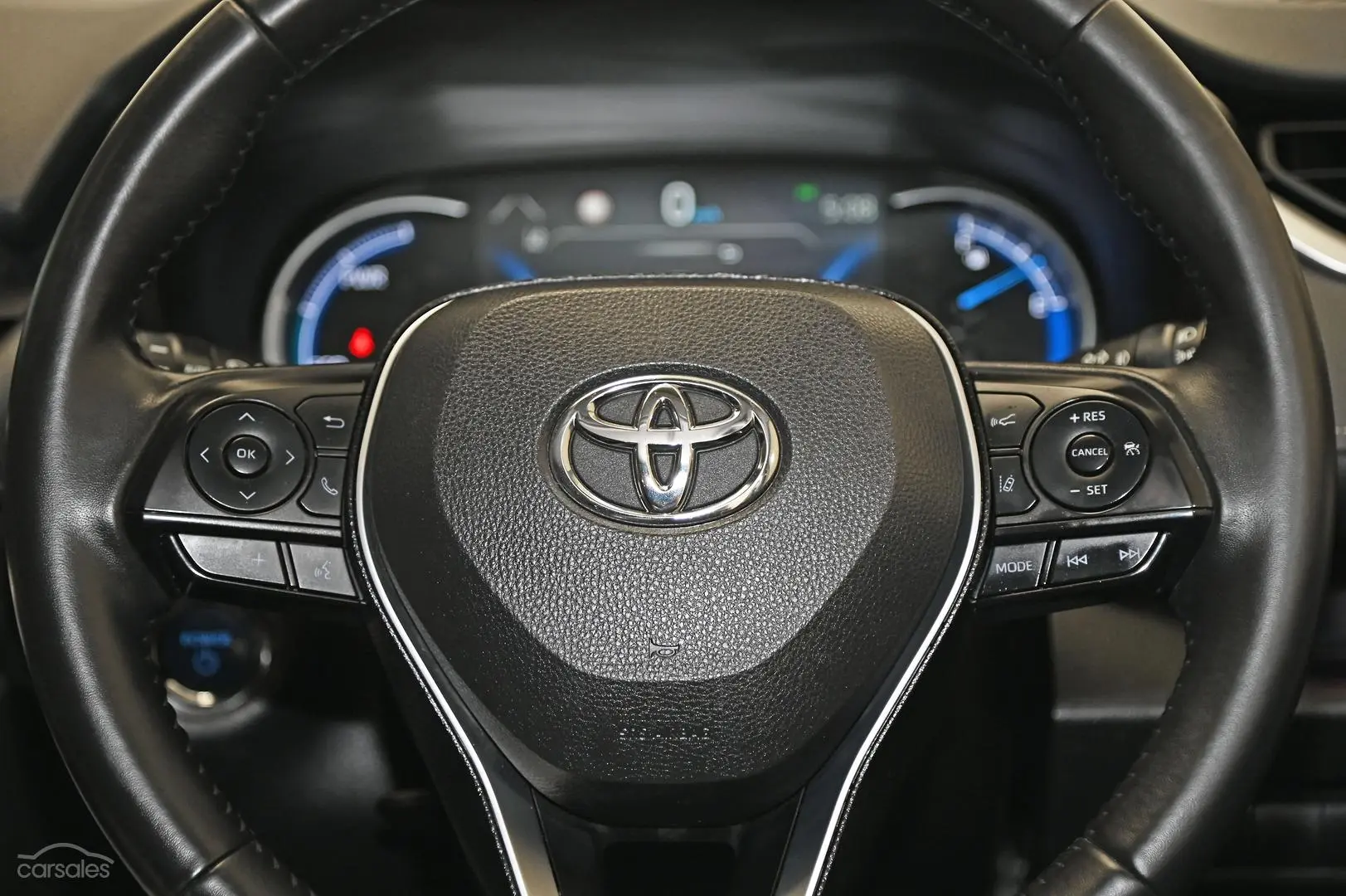 2020 Toyota RAV4 Image 16