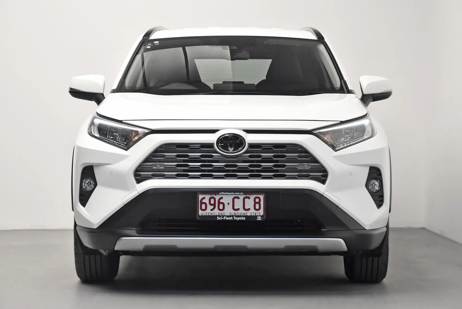 2021 Toyota RAV4 Gallery Image 2