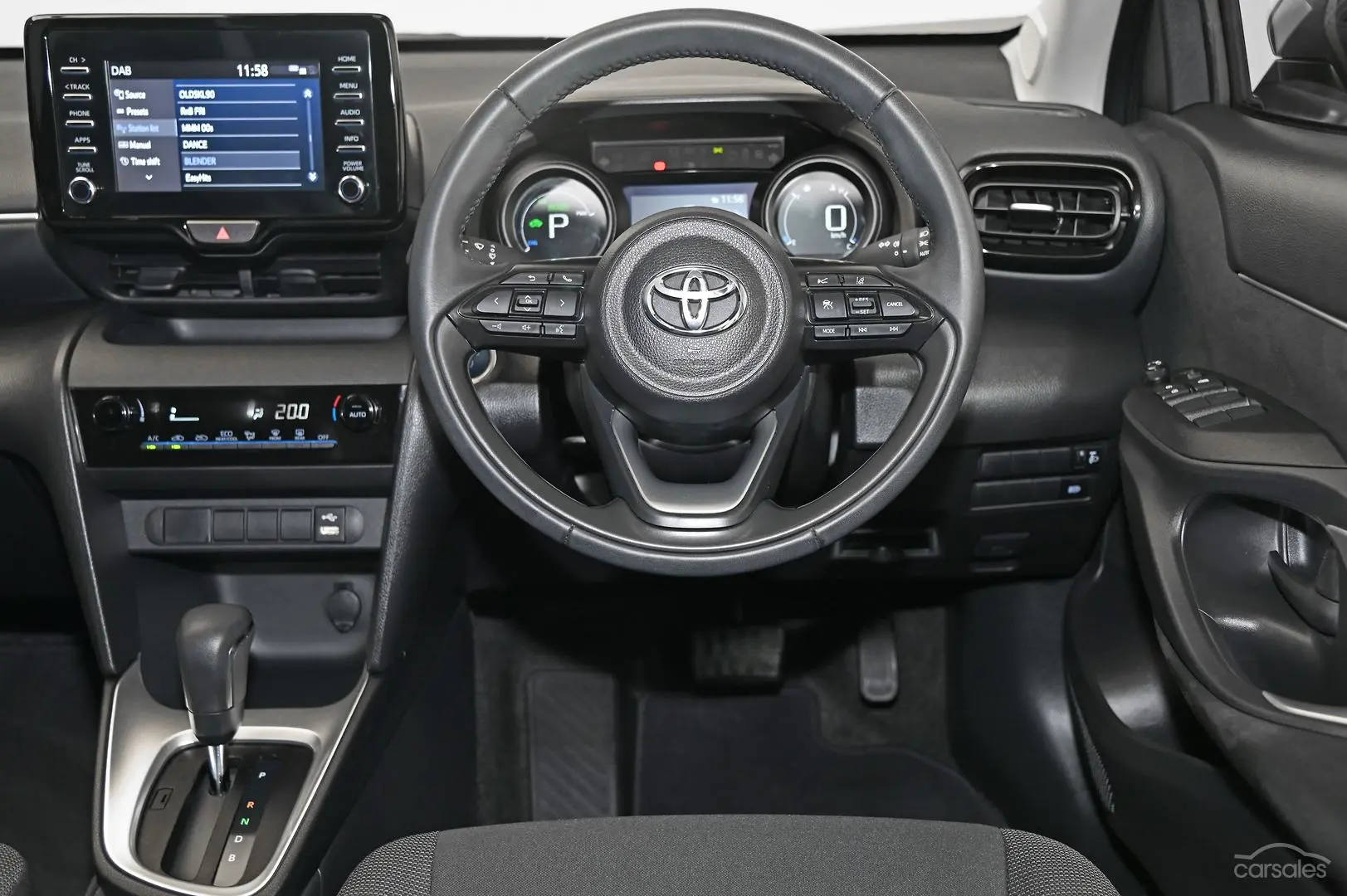 2023 Toyota Yaris Cross Image 15