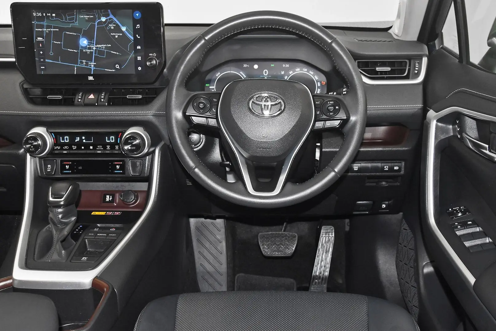 2024 Toyota RAV4 Gallery Image 15