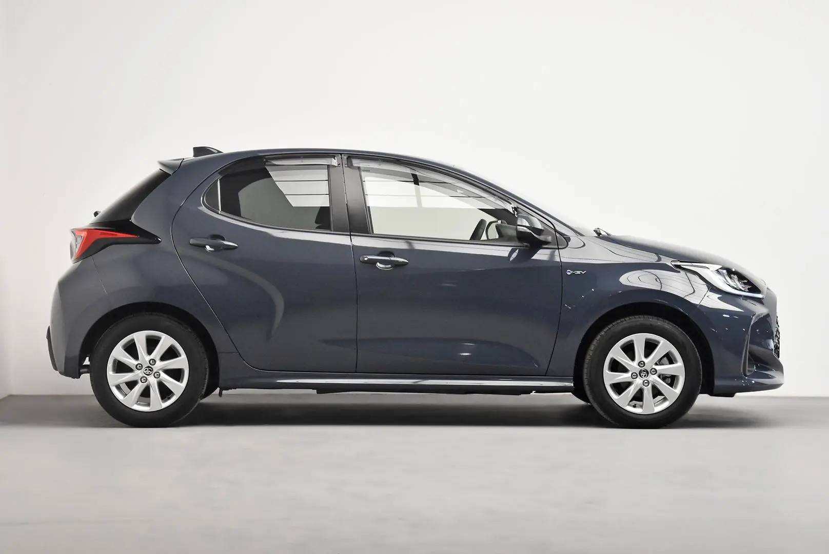2024 Toyota Yaris Gallery Image 3