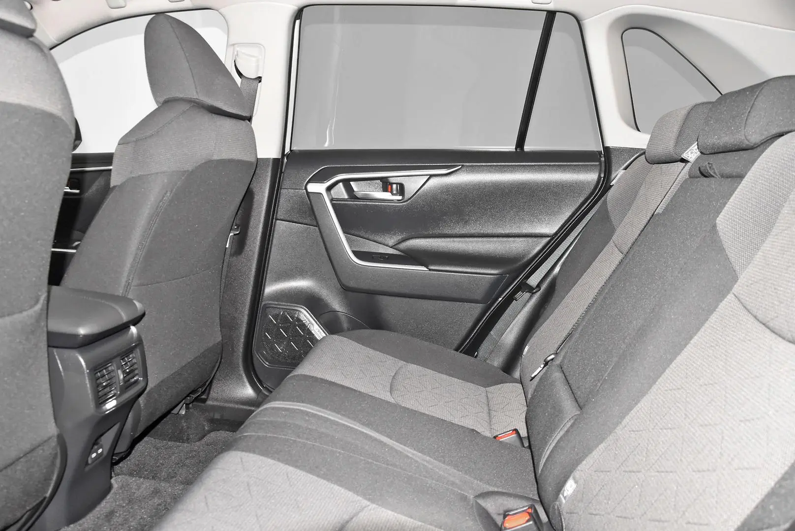 2024 Toyota RAV4 Gallery Image 19