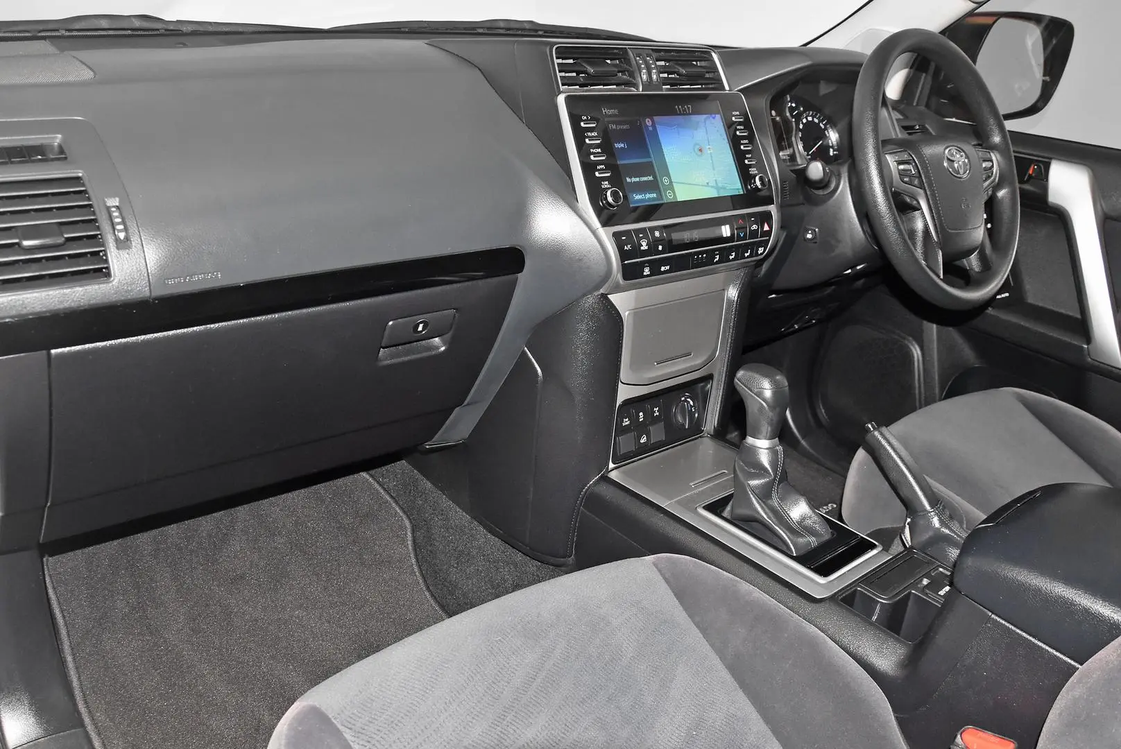 2021 Toyota Landcruiser Prado Gallery Image 15