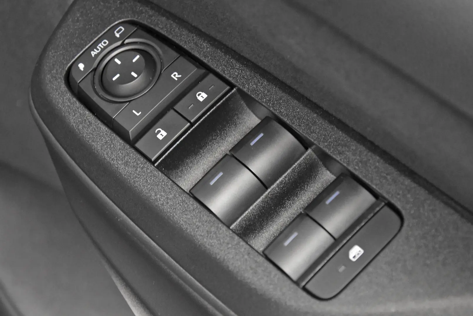 2024 Toyota Yaris Gallery Image 10