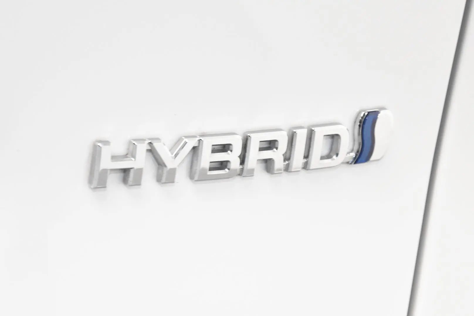 2024 Toyota RAV4 Gallery Image 8
