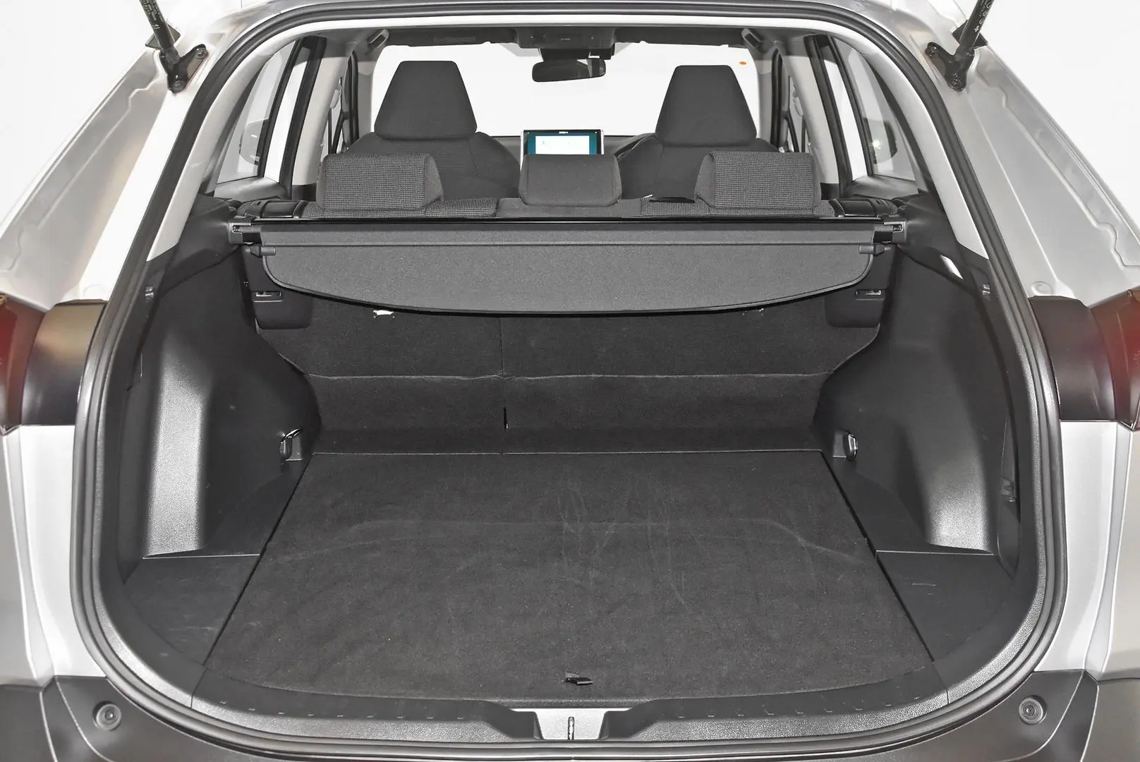 2025 Toyota RAV4 Gallery Image 21