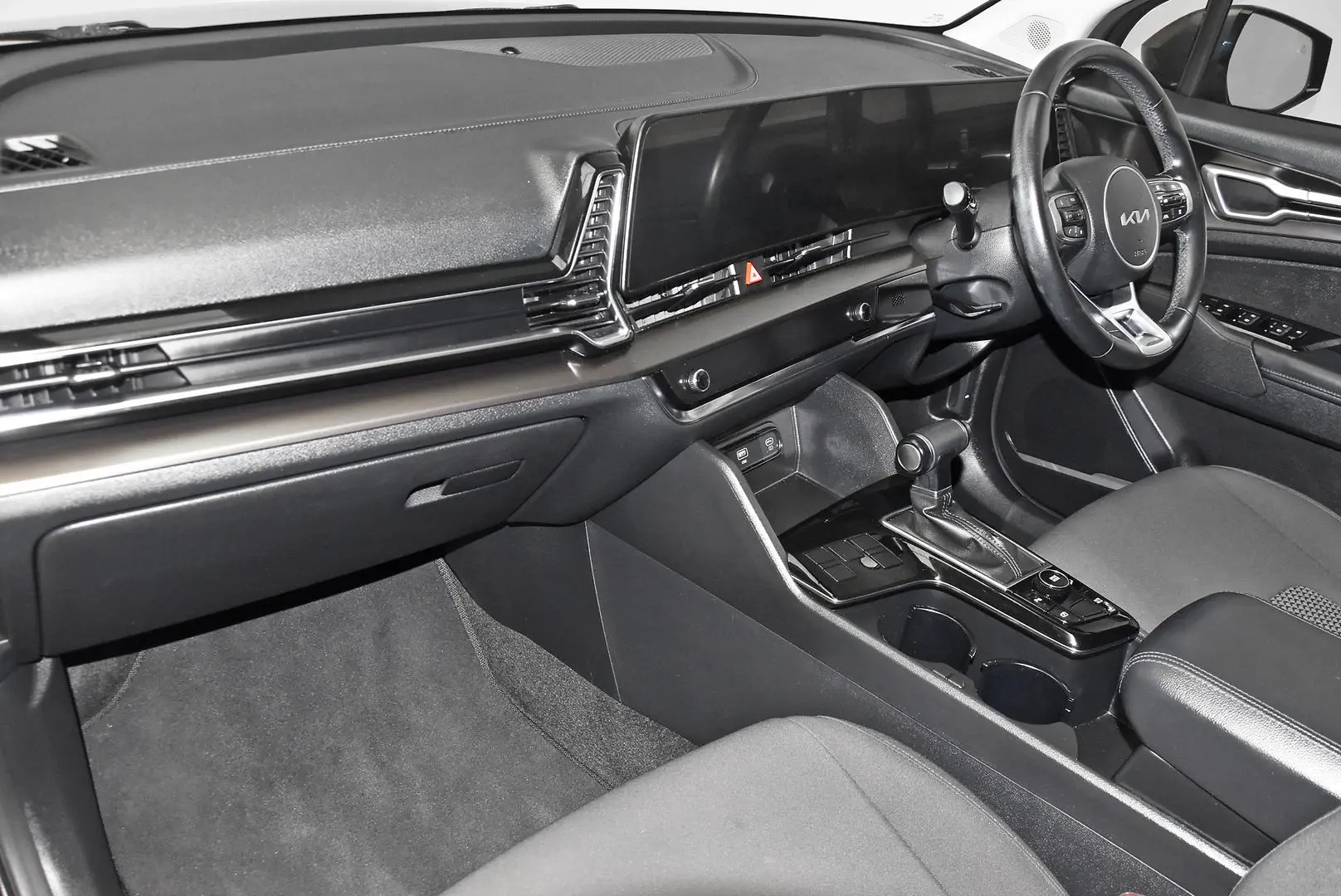 2023 Kia Sportage Gallery Image 16