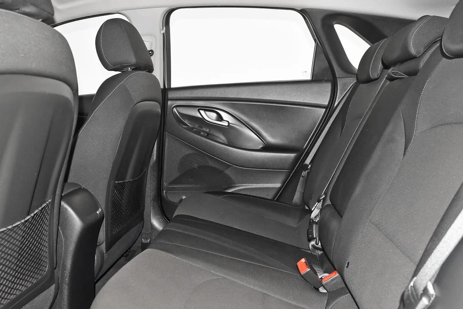 2019 Hyundai i30 Gallery Image 18