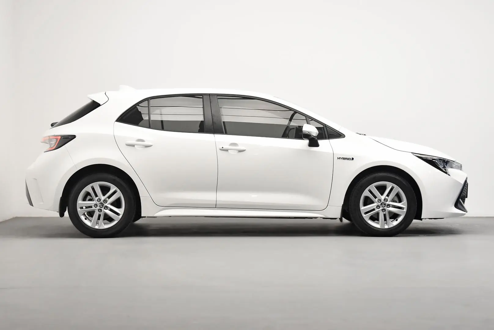 2022 Toyota Corolla Gallery Image 3