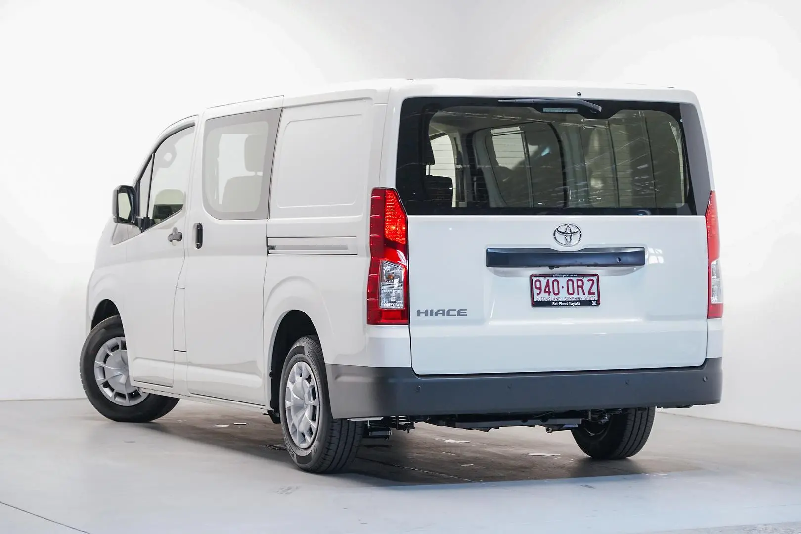 2025 Toyota Hiace Gallery Image 4